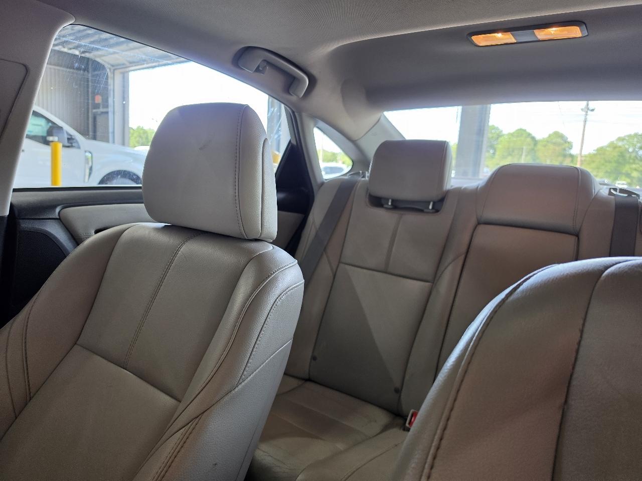 Toyota Avalon Hybrid Limited (Natl) 2018