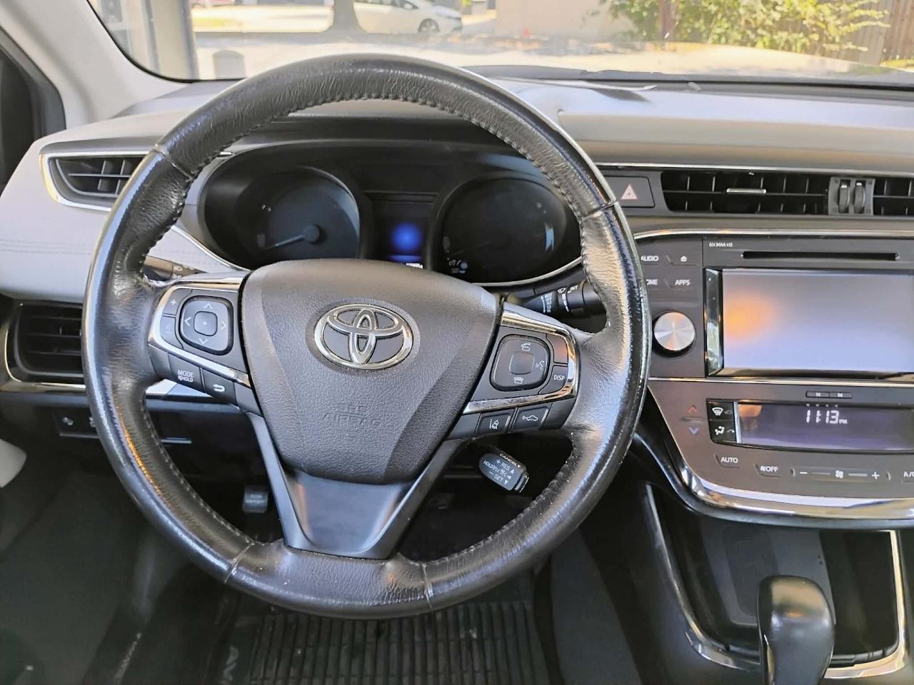 Toyota Avalon Hybrid Limited (Natl) 2018