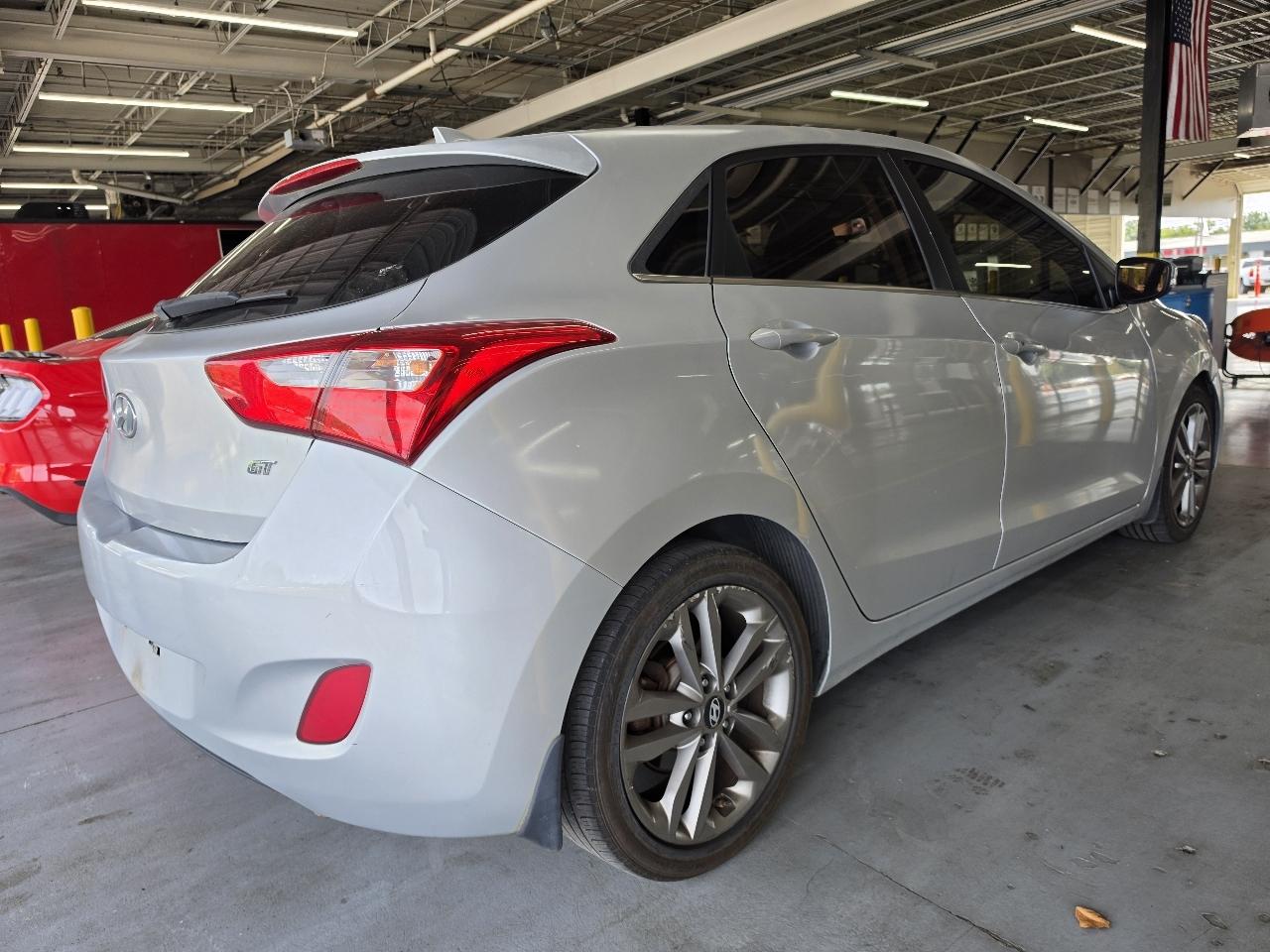 Hyundai Elantra GT 5dr HB Auto 2016