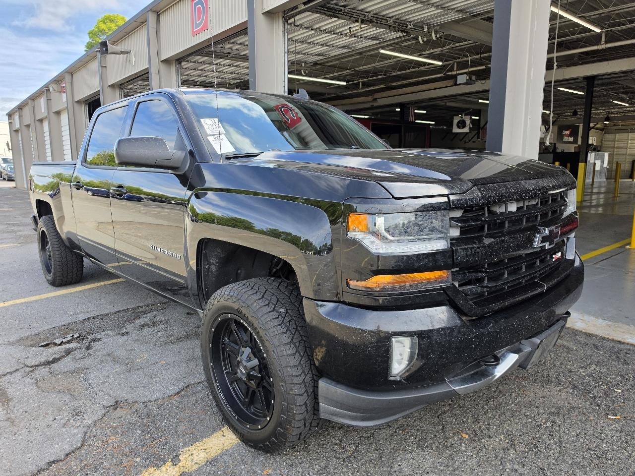 Chevrolet Silverado 1500 4WD Crew Cab 153.0" LT w/2LT 2017