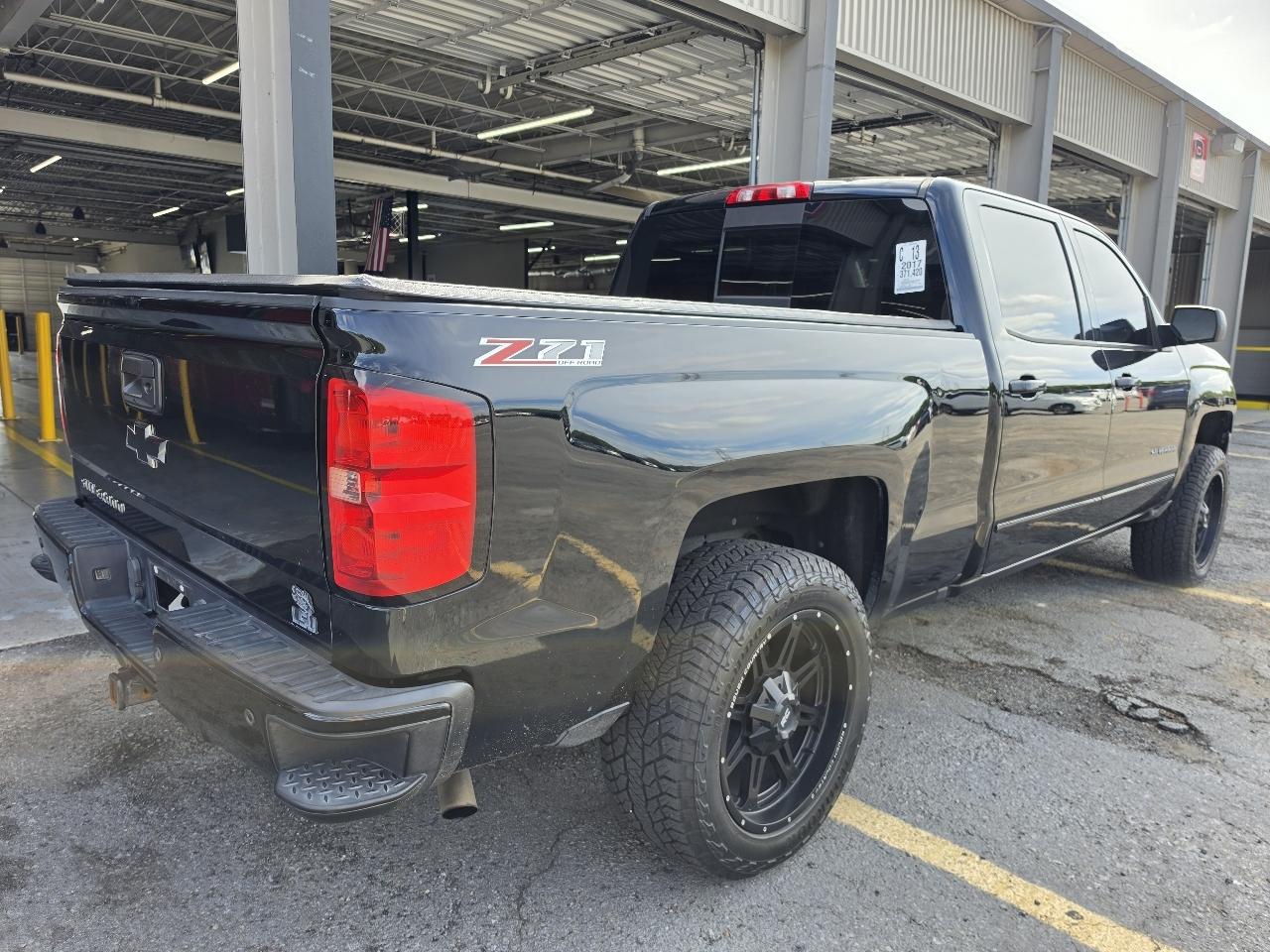 Chevrolet Silverado 1500 4WD Crew Cab 153.0" LT w/2LT 2017