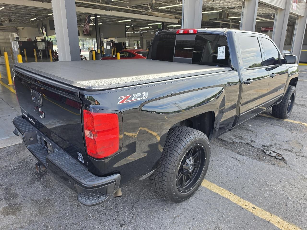 Chevrolet Silverado 1500 4WD Crew Cab 153.0" LT w/2LT 2017