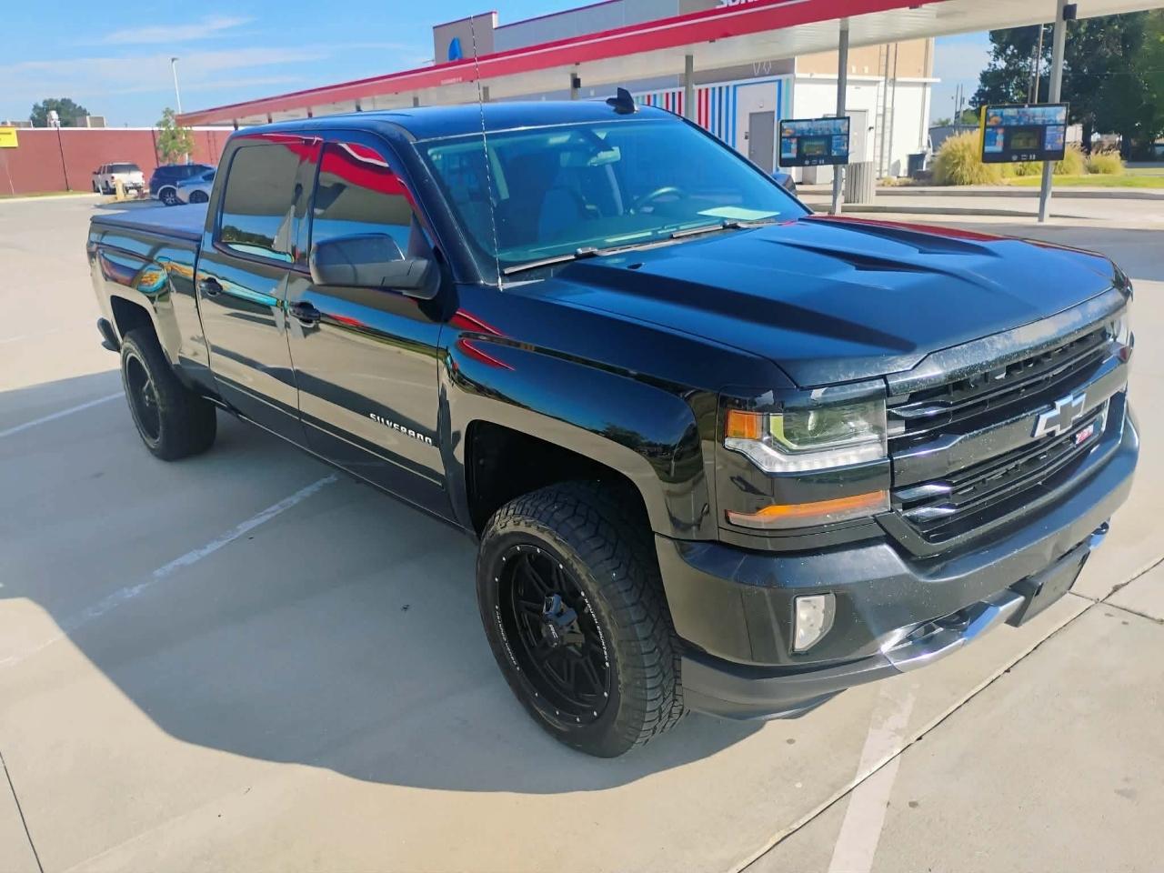 Chevrolet Silverado 1500 4WD Crew Cab 153.0" LT w/2LT 2017