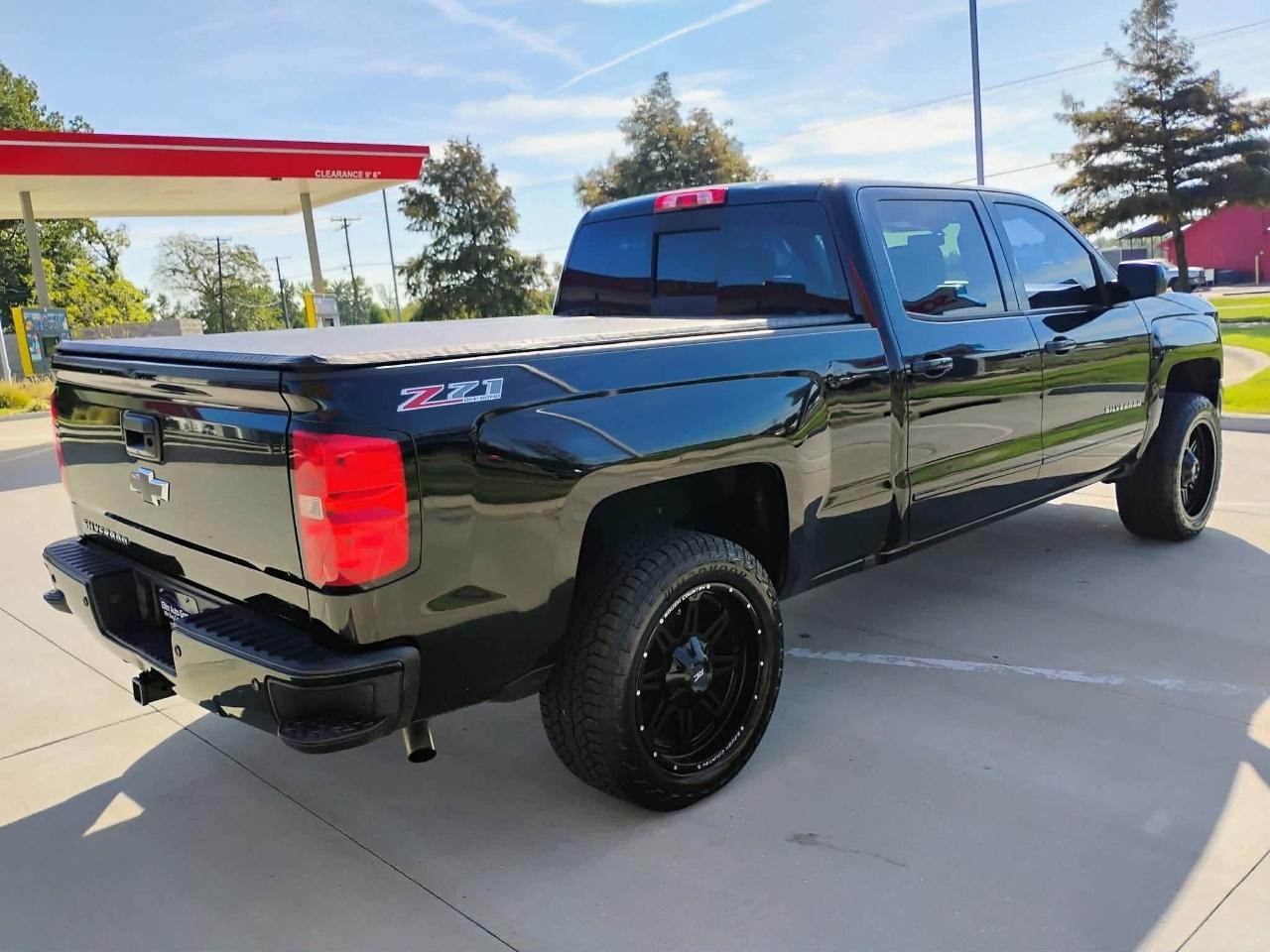 Chevrolet Silverado 1500 4WD Crew Cab 153.0" LT w/2LT 2017