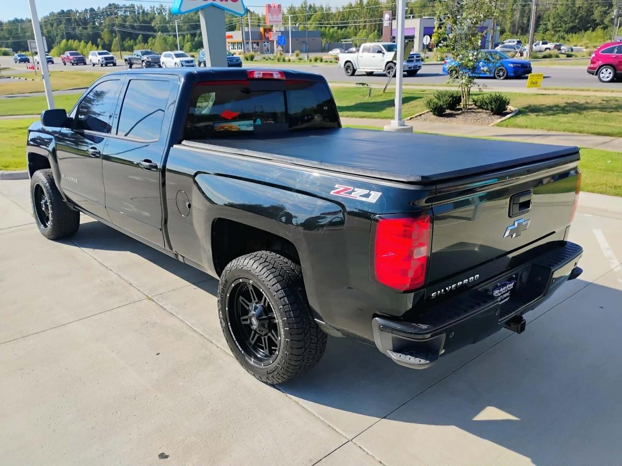 Chevrolet Silverado 1500 4WD Crew Cab 153.0" LT w/2LT 2017