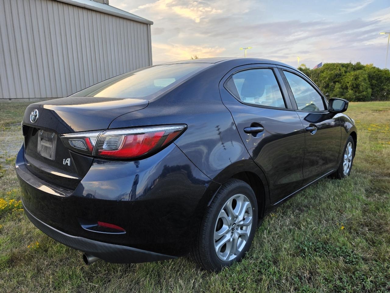 Toyota Yaris iA 4D Sedan 2017