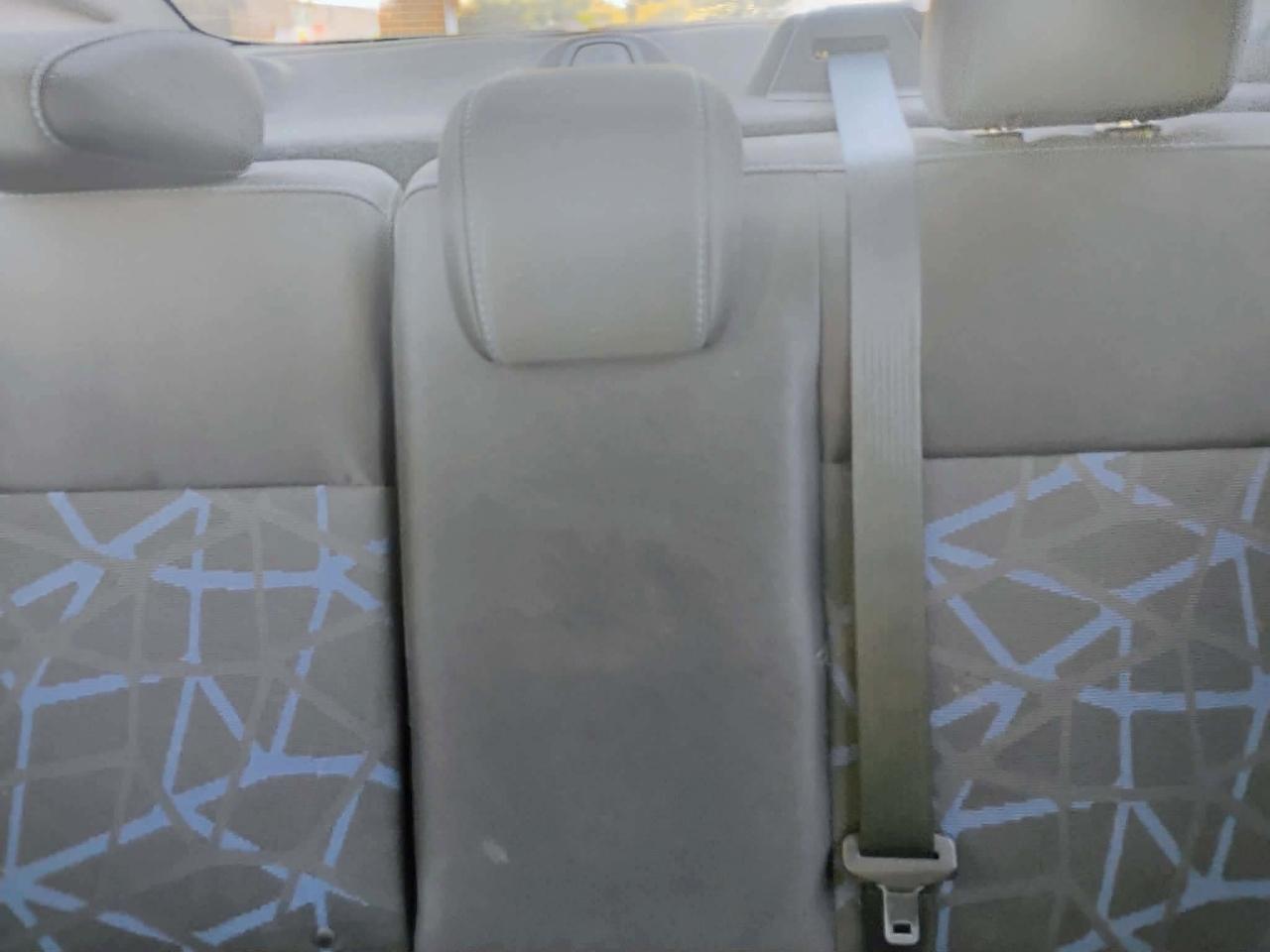 Ford Fiesta 4dr Sdn SE 2013