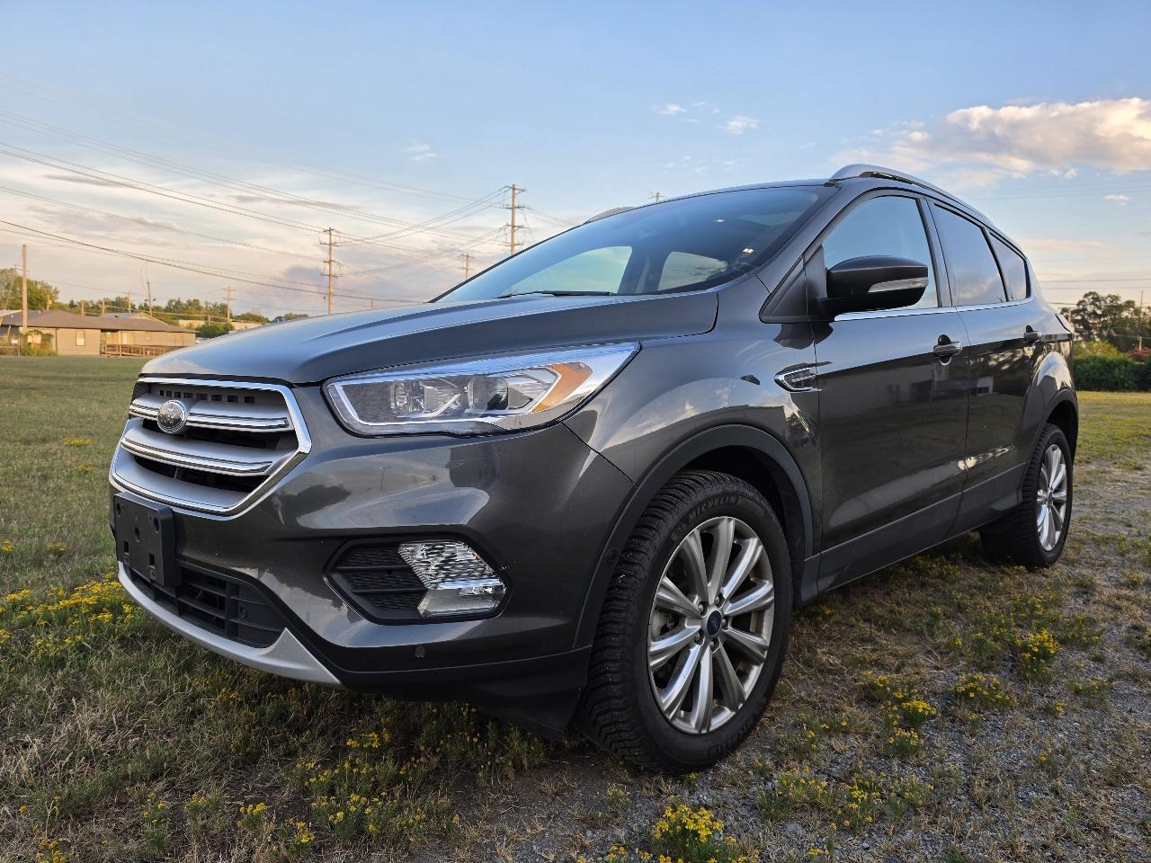 Ford Escape Titanium 4WD 2018