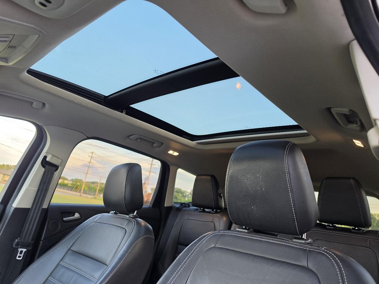 Ford Escape Titanium 4WD 2018