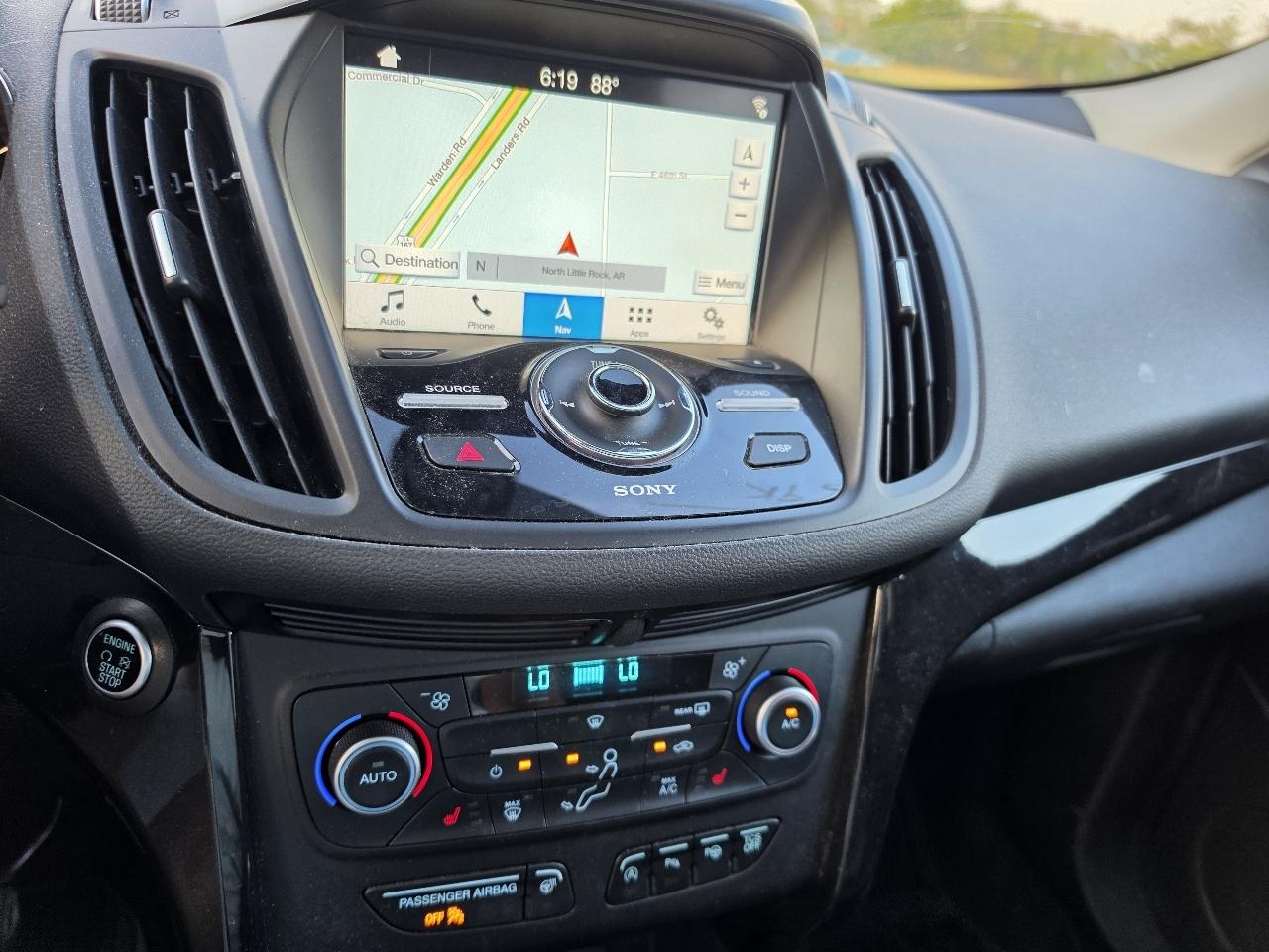 Ford Escape Titanium 4WD 2018