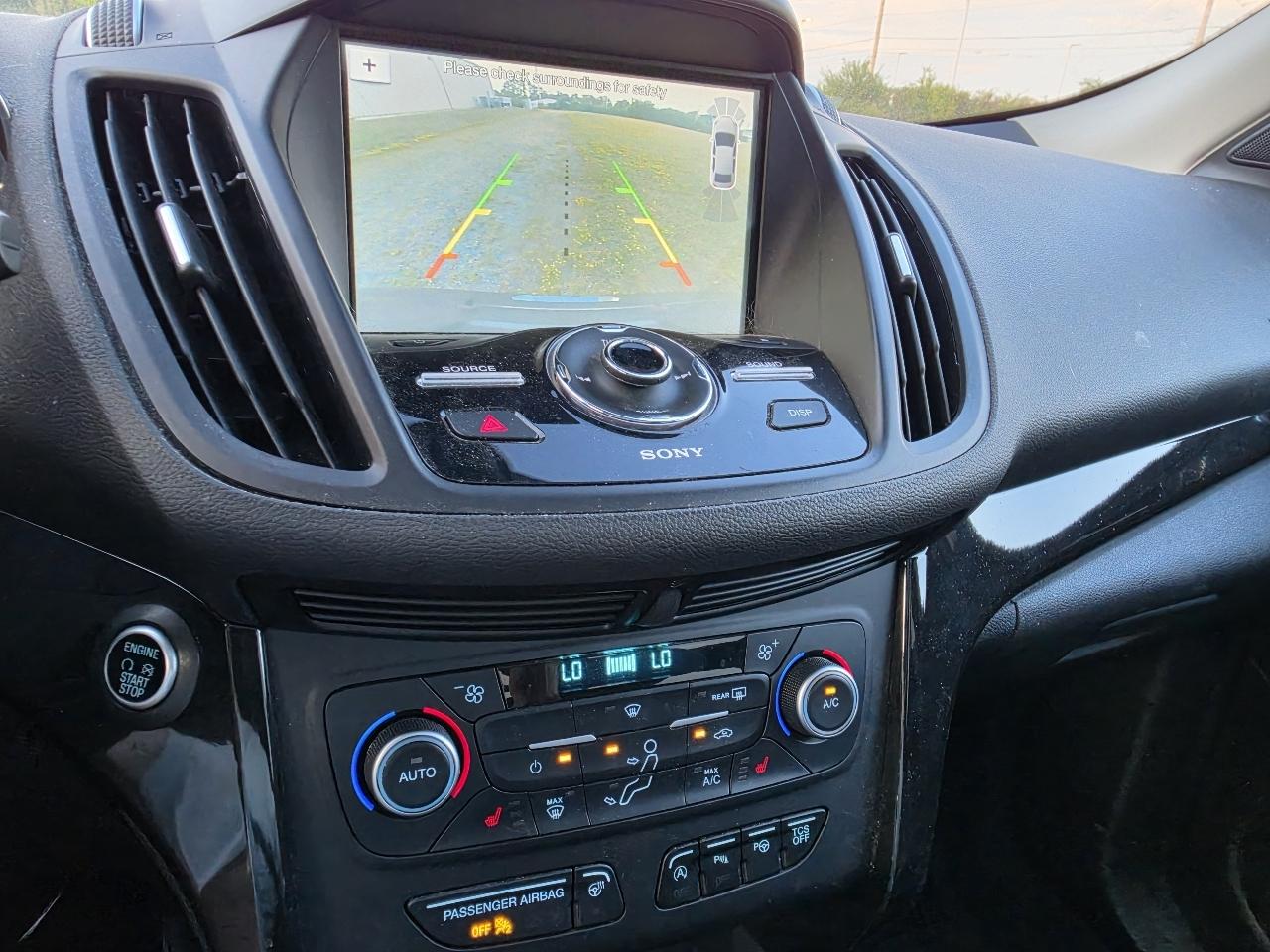 Ford Escape Titanium 4WD 2018