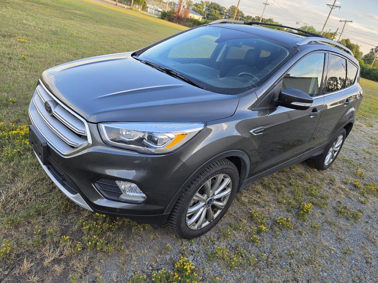 Ford Escape Titanium 4WD 2018