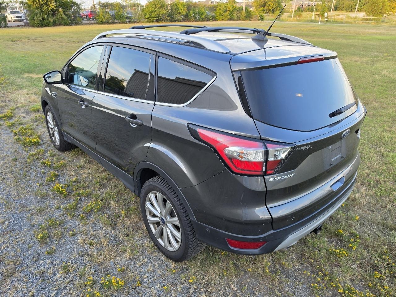 Ford Escape Titanium 4WD 2018