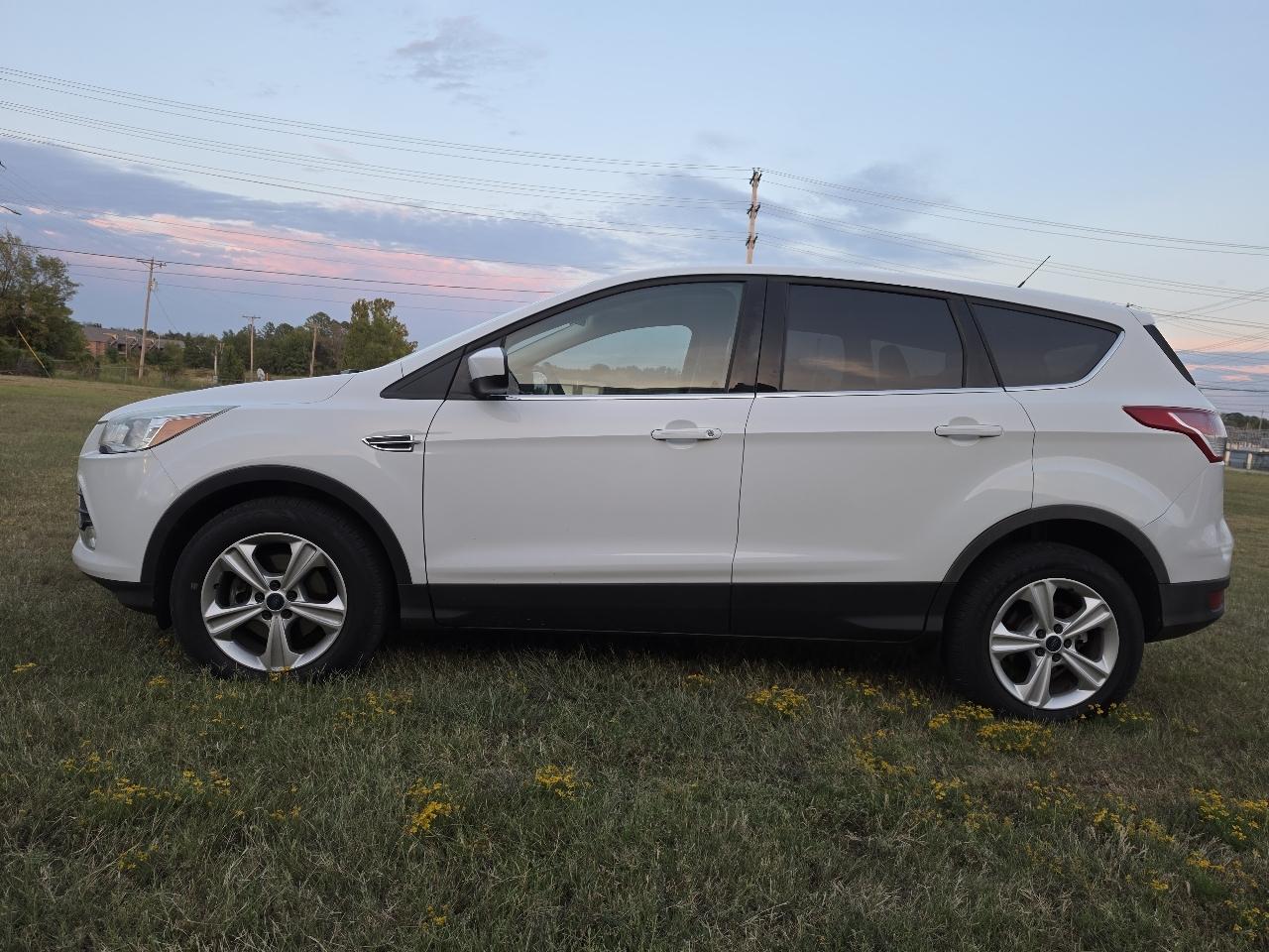 Ford Escape FWD 4dr SE 2015