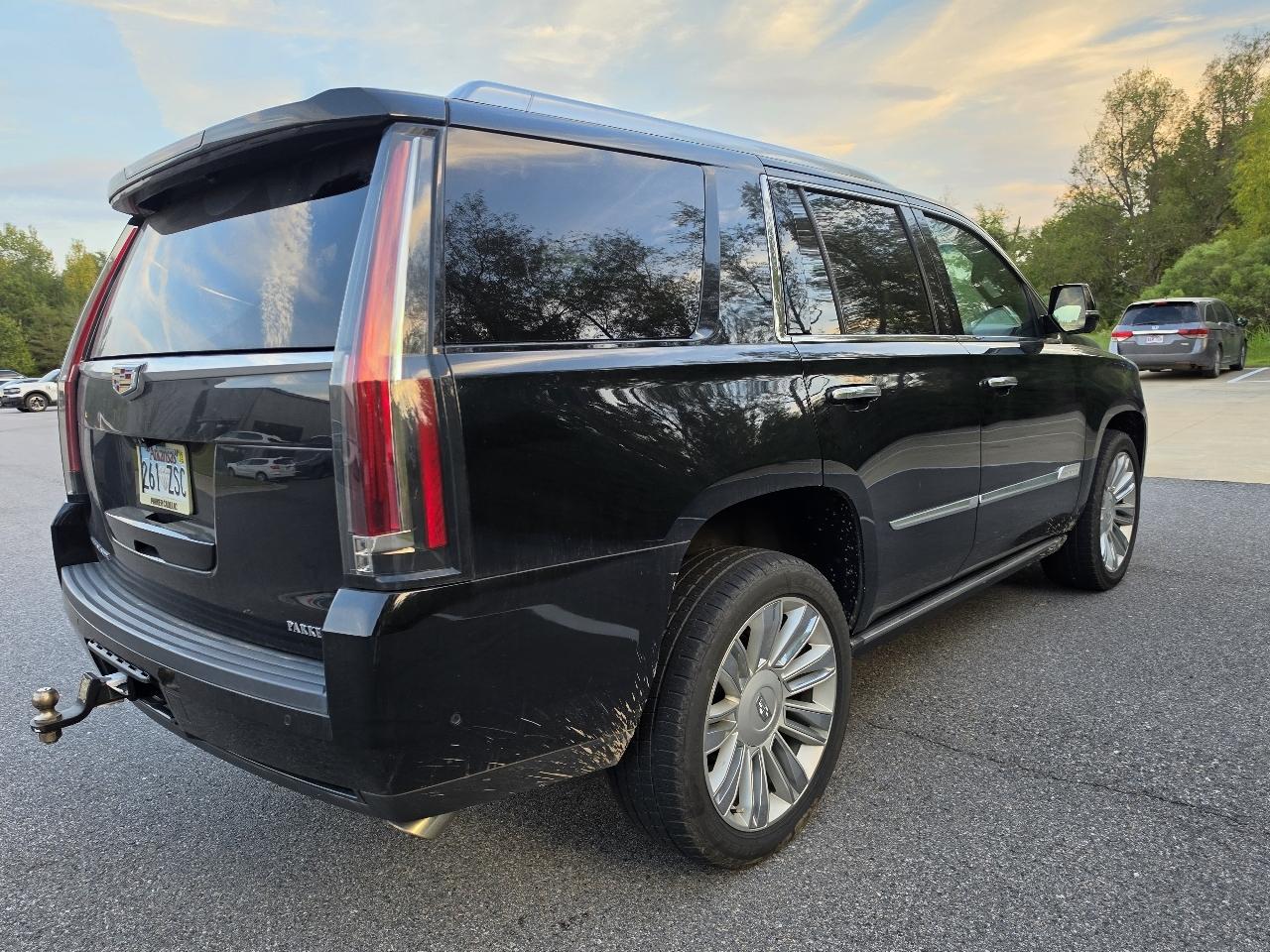 Cadillac Escalade 4WD 4dr Platinum 2018
