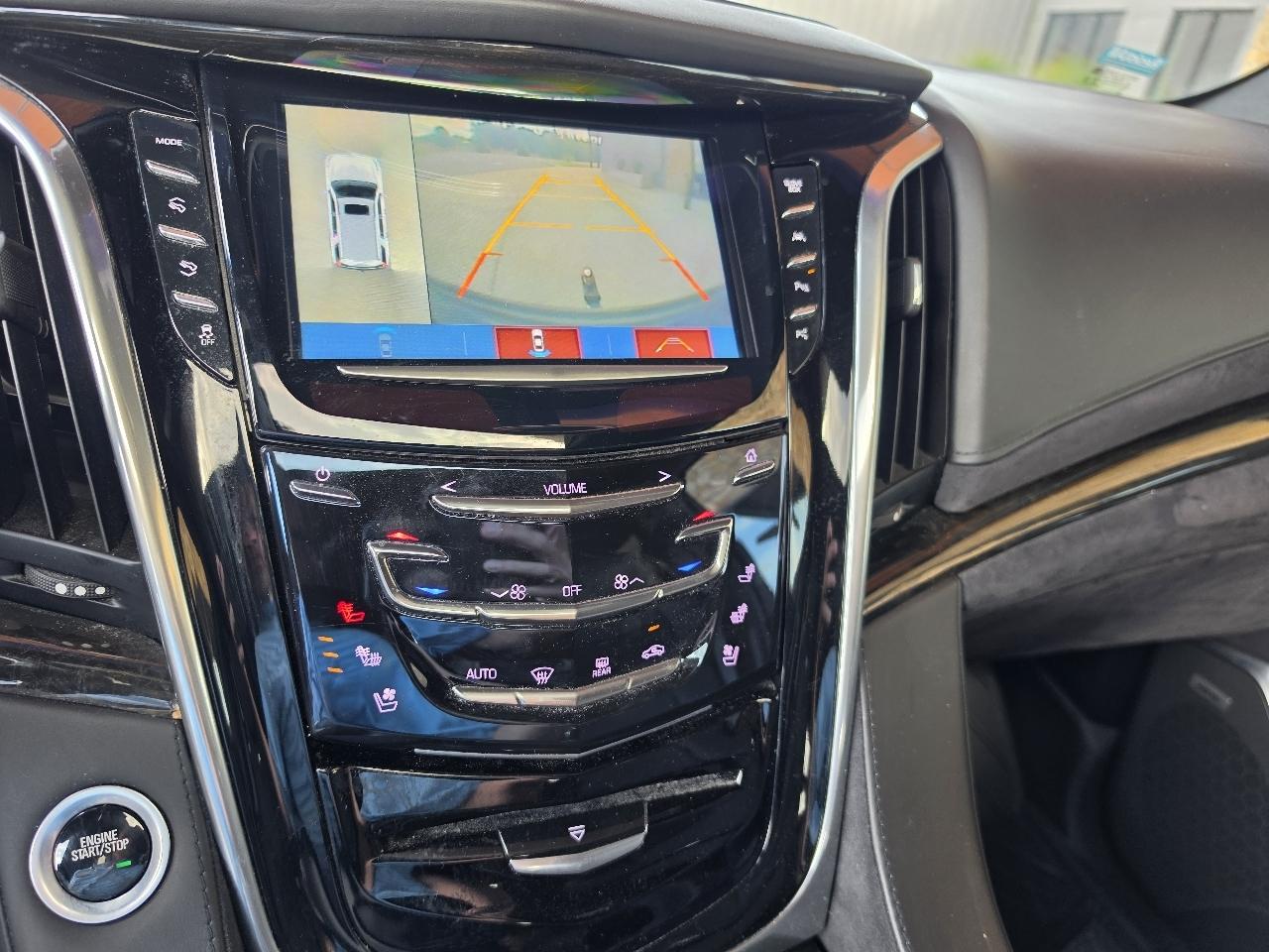 Cadillac Escalade 4WD 4dr Platinum 2018