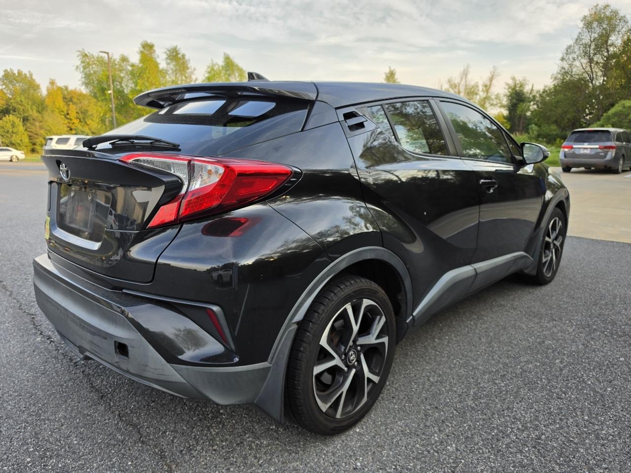 Toyota C-HR XLE FWD (Natl) 2018
