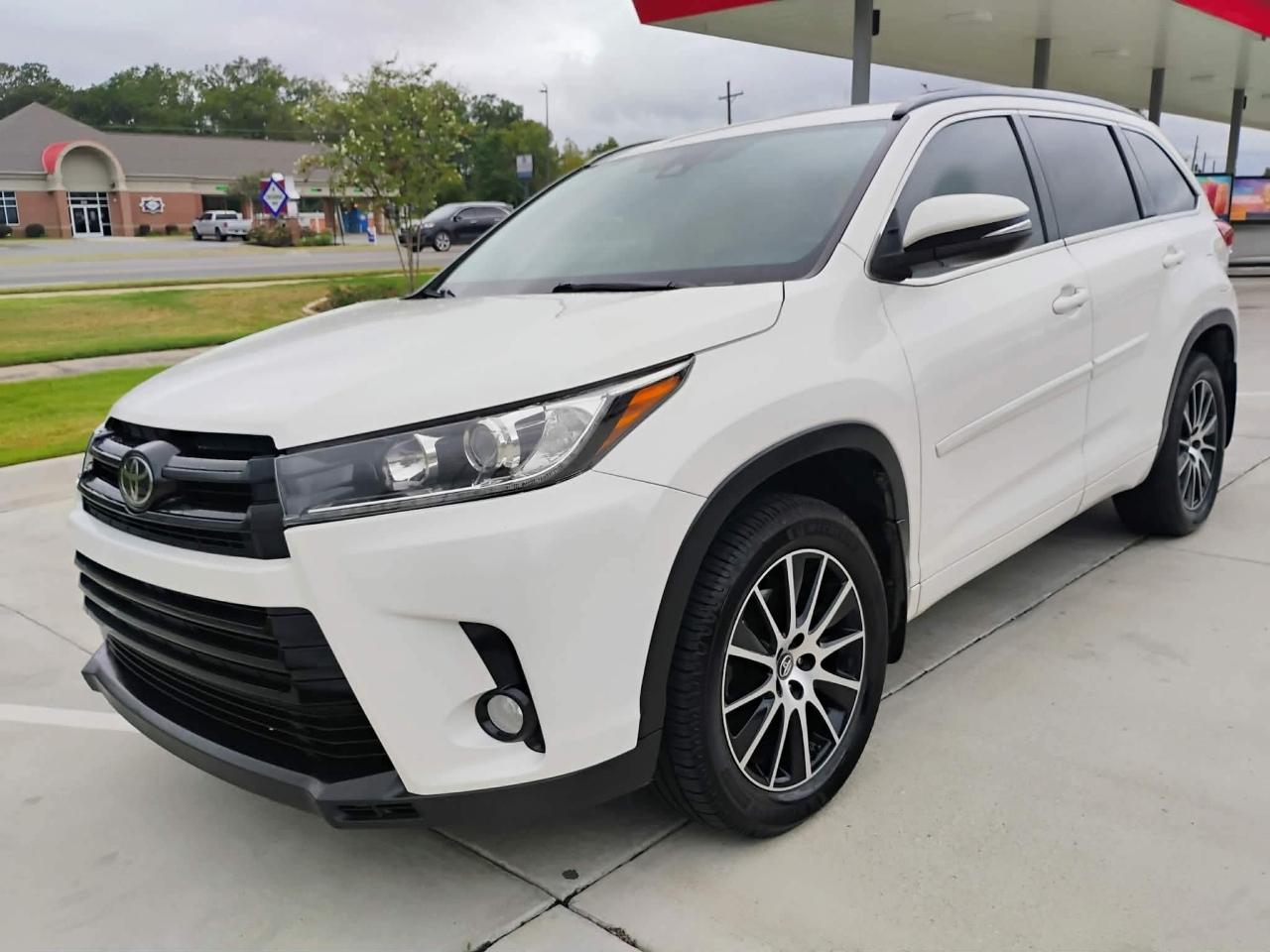 Toyota Highlander XLE V6 FWD (Natl) 2018