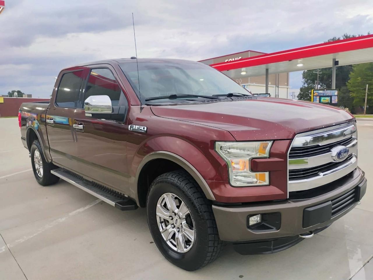Ford F-150 4WD SuperCrew 139" Lariat 2015