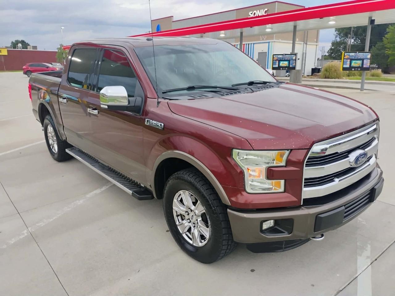 Ford F-150 4WD SuperCrew 139" Lariat 2015