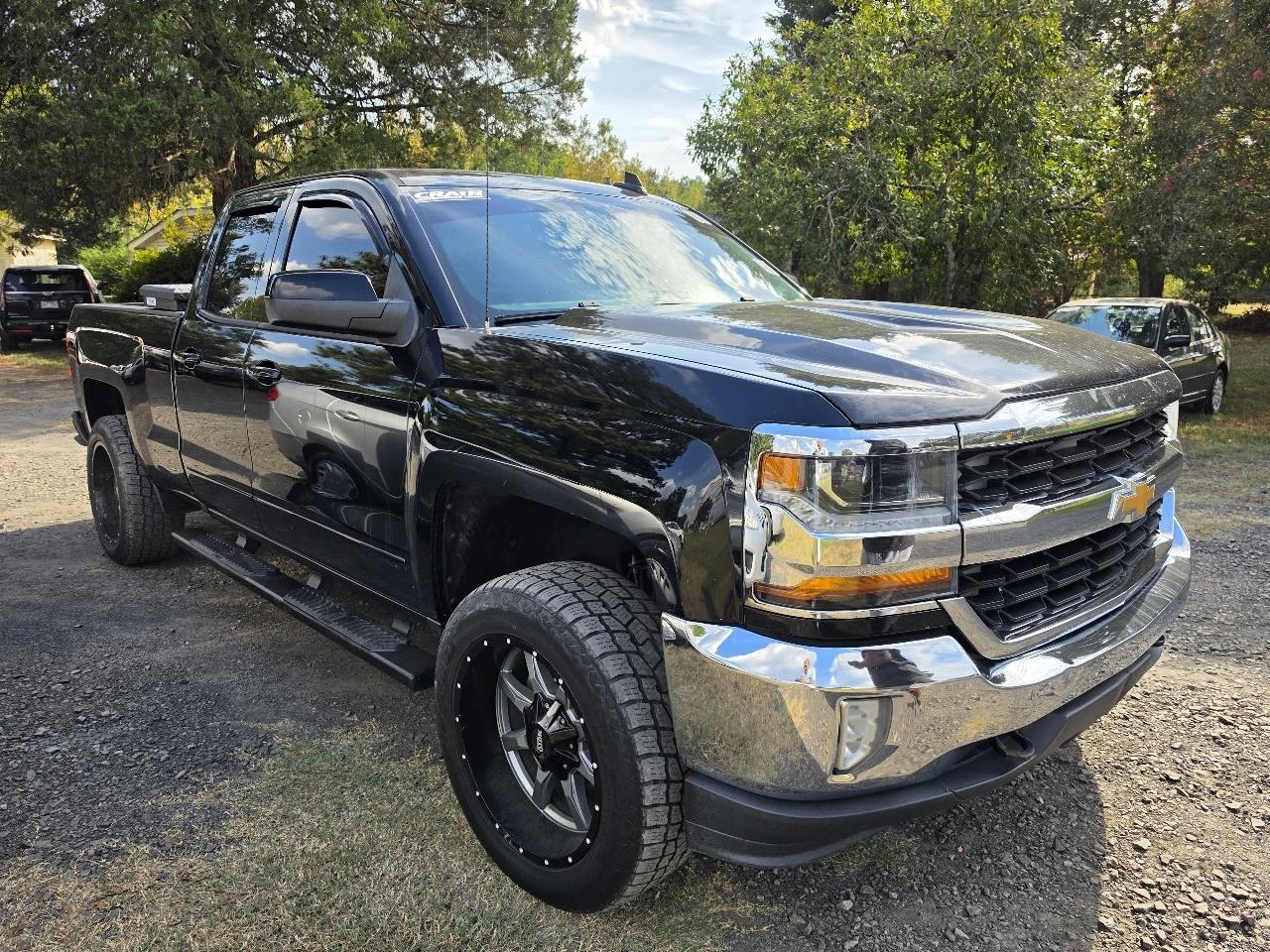 Chevrolet Silverado 1500 4WD Double Cab 143.5" LT w/1LT 2016