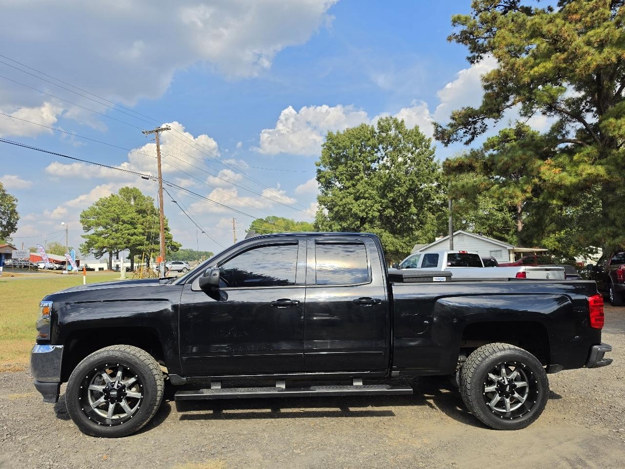 Chevrolet Silverado 1500 4WD Double Cab 143.5" LT w/1LT 2016