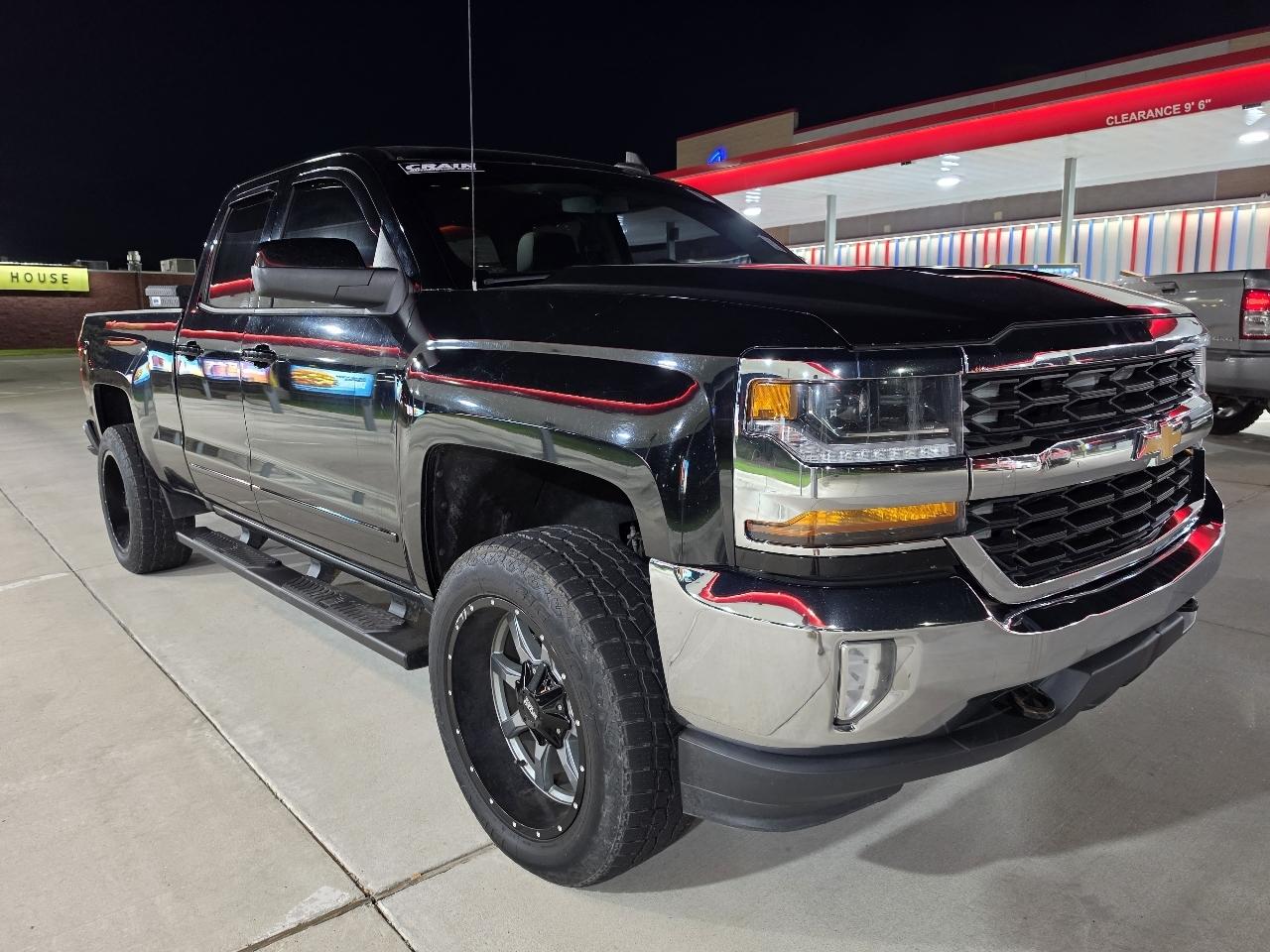 Chevrolet Silverado 1500 4WD Double Cab 143.5" LT w/1LT 2016