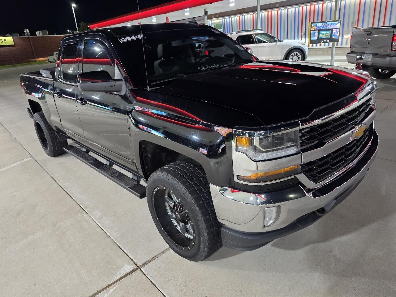 Chevrolet Silverado 1500 4WD Double Cab 143.5" LT w/1LT 2016