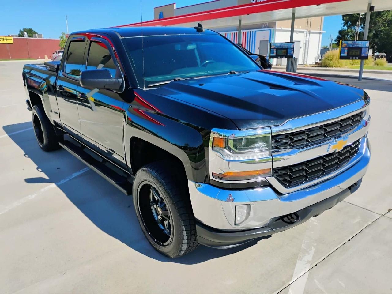 Chevrolet Silverado 1500 4WD Double Cab 143.5" LT w/1LT 2016