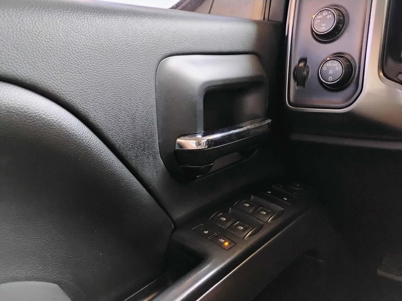 Chevrolet Silverado 1500 4WD Double Cab 143.5" LT w/1LT 2016