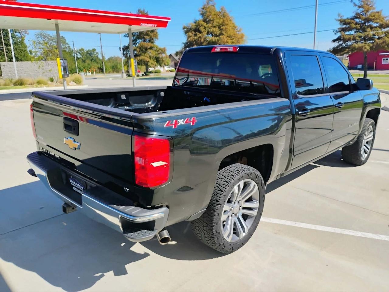 Chevrolet Silverado 1500 4WD Crew Cab 143.5" LT w/1LT 2018