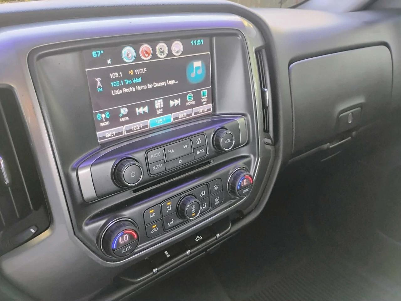 Chevrolet Silverado 1500 4WD Crew Cab 143.5" LT w/1LT 2018