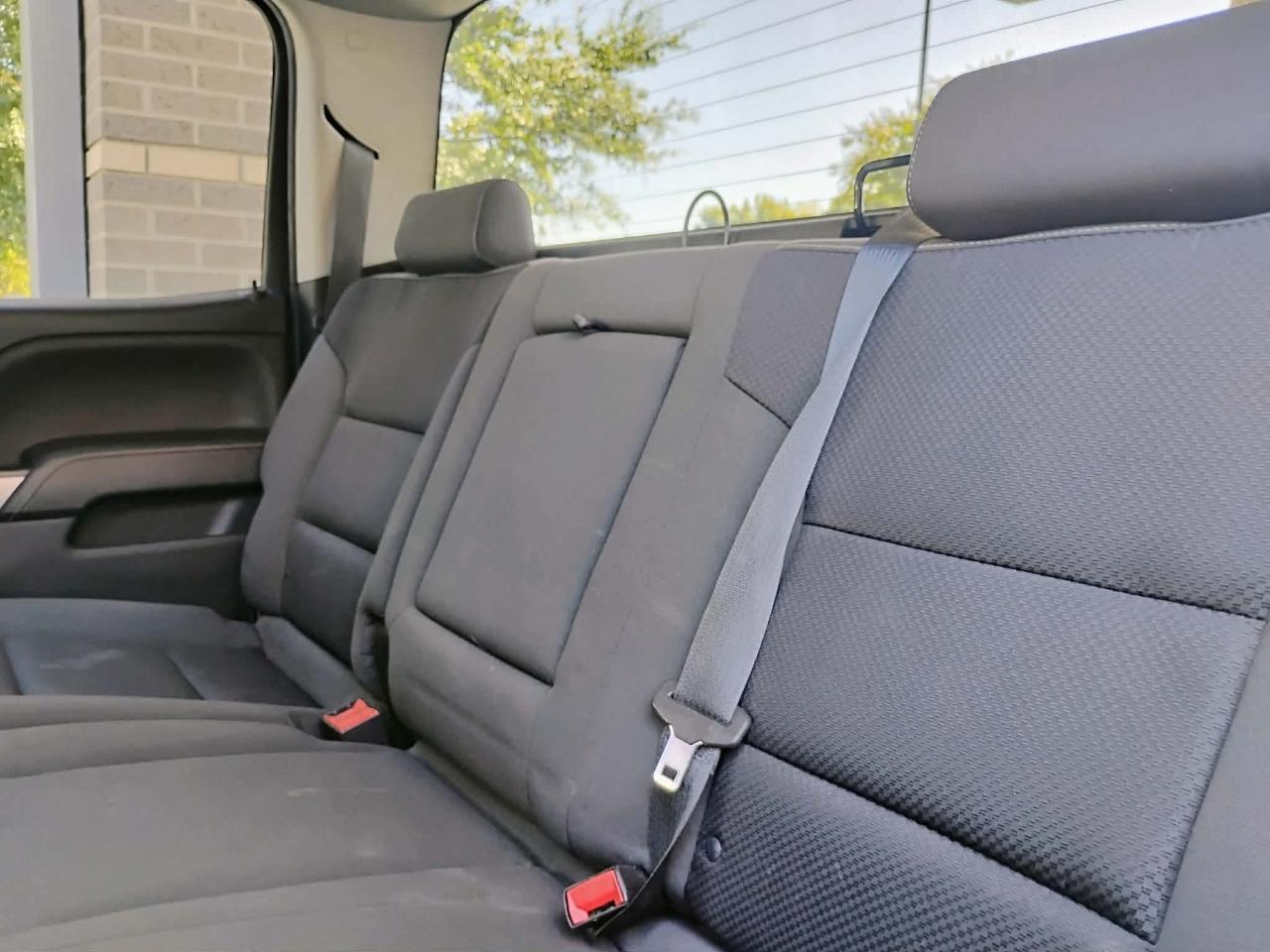 Chevrolet Silverado 1500 4WD Crew Cab 143.5" LT w/1LT 2018
