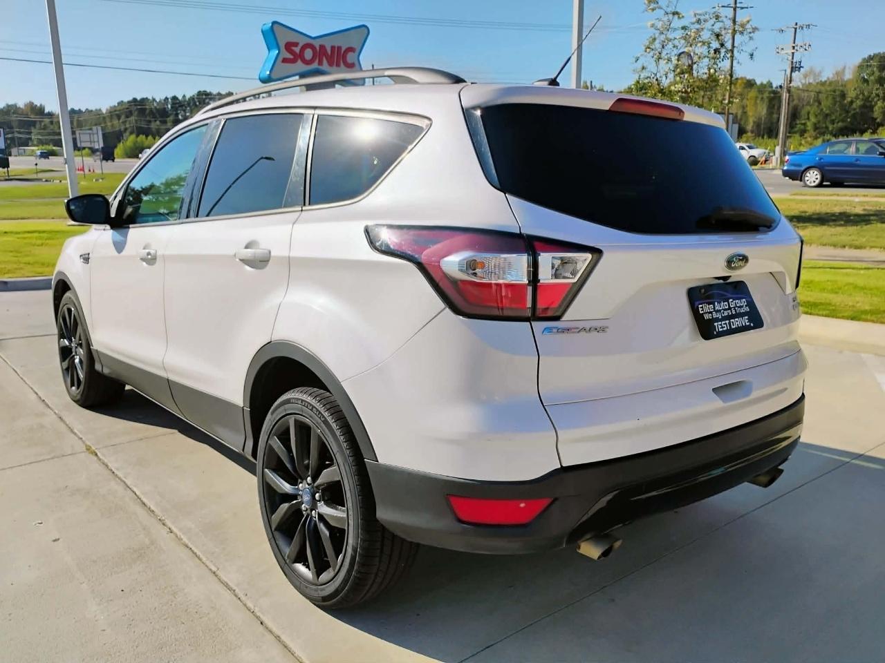 Ford Escape SE 4WD 2017