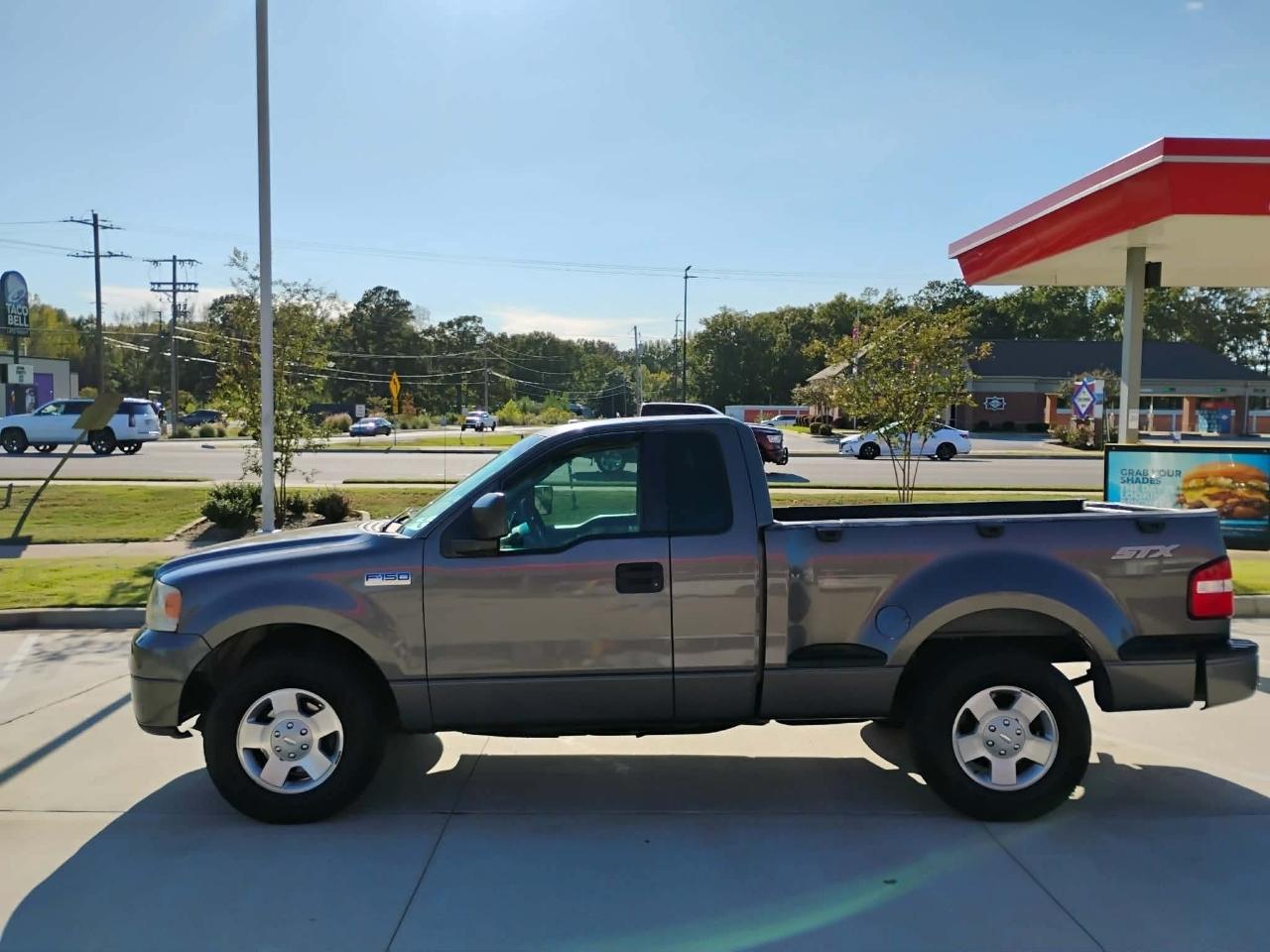 Ford F-150 2WD Reg Cab Flareside 126" STX 2006