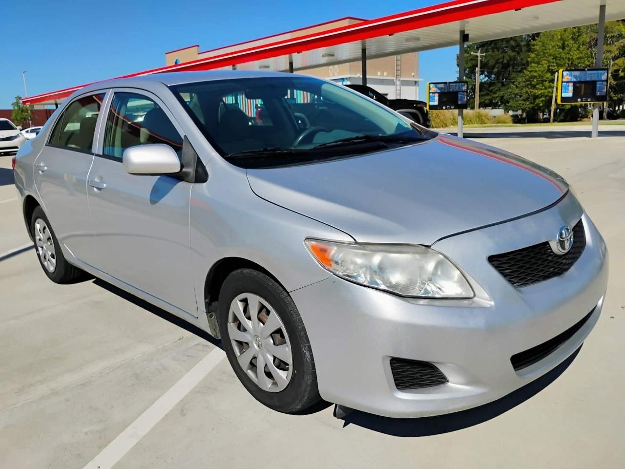 Toyota Corolla 4dr Sdn Man (Natl) 2009