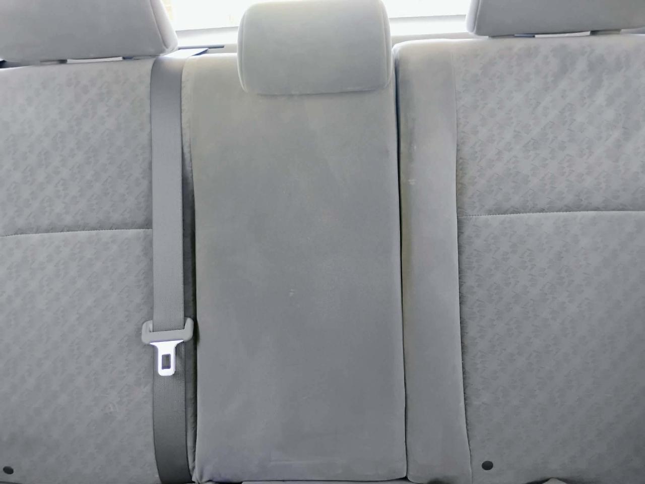 Toyota Corolla 4dr Sdn Man (Natl) 2009