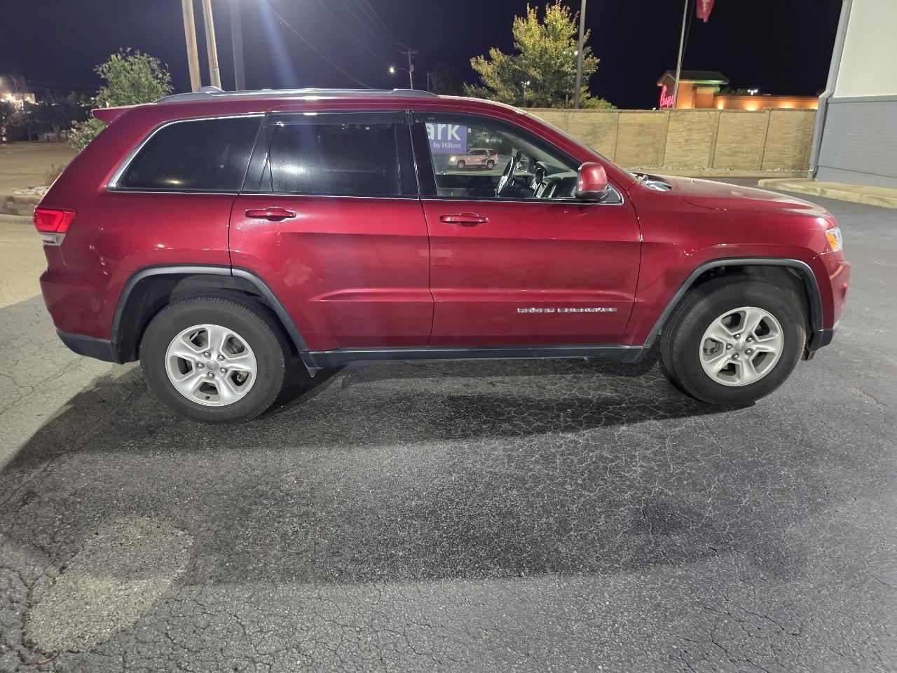 Jeep Grand Cherokee RWD 4dr Laredo 2015