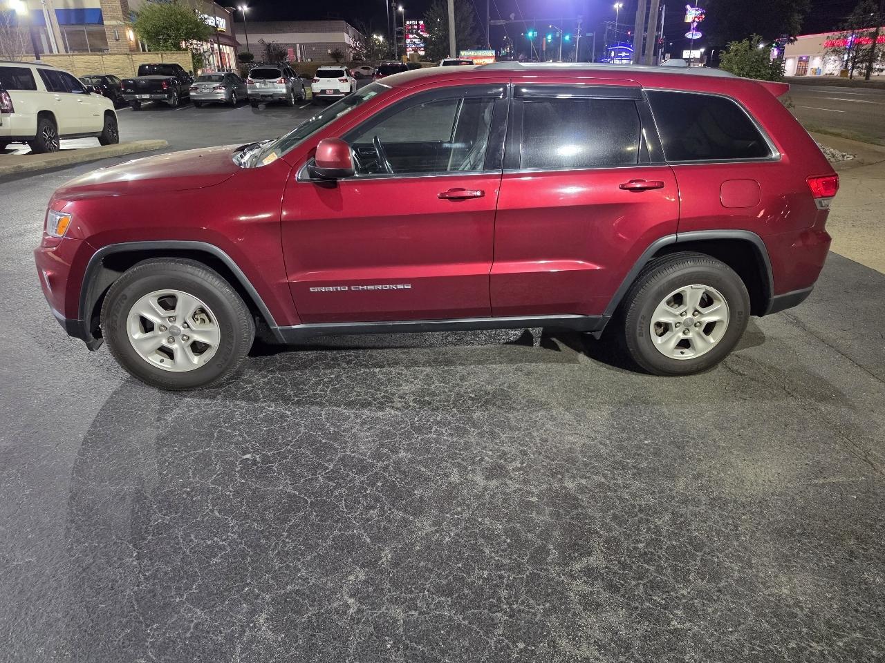 Jeep Grand Cherokee RWD 4dr Laredo 2015