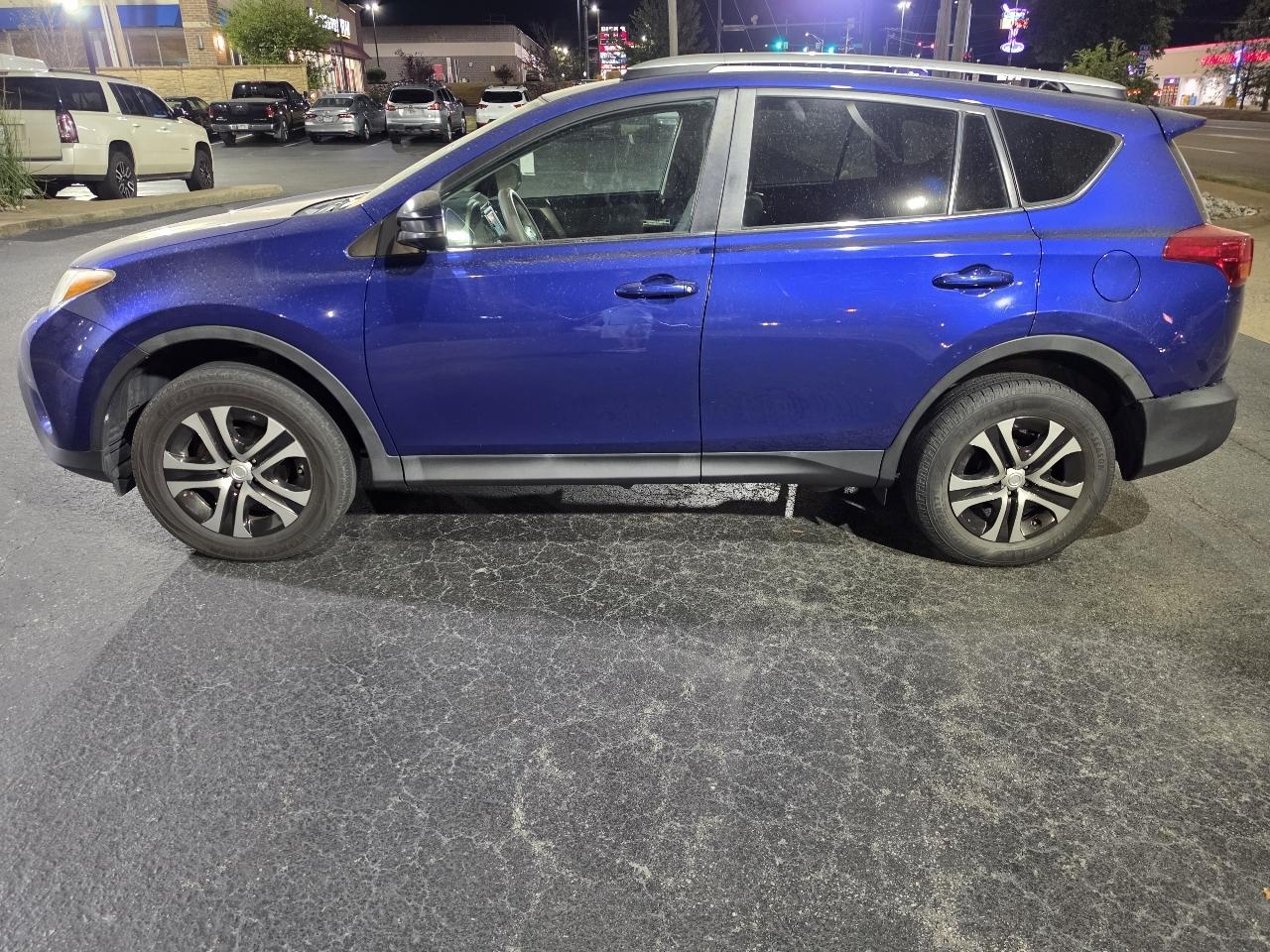 Toyota RAV4 FWD 4dr LE (Natl) 2014