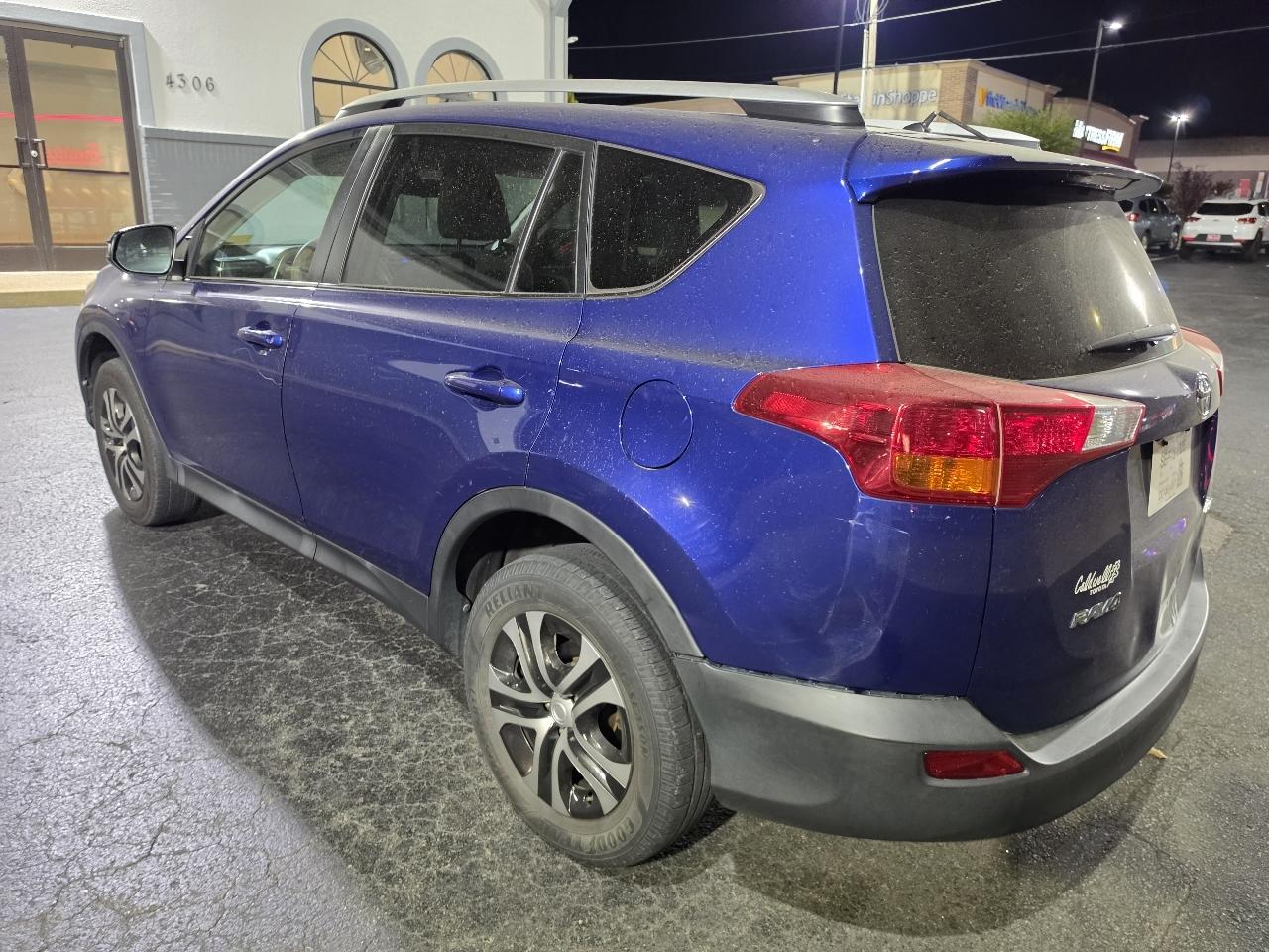 Toyota RAV4 FWD 4dr LE (Natl) 2014