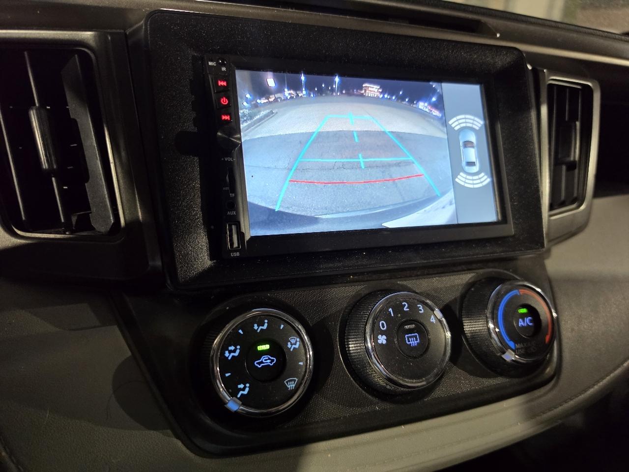 Toyota RAV4 FWD 4dr LE (Natl) 2014