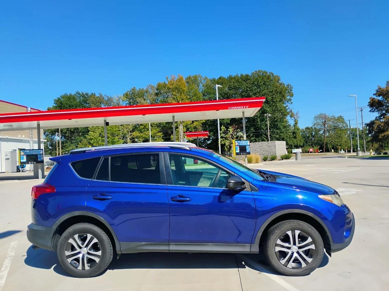 Toyota RAV4 FWD 4dr LE (Natl) 2014