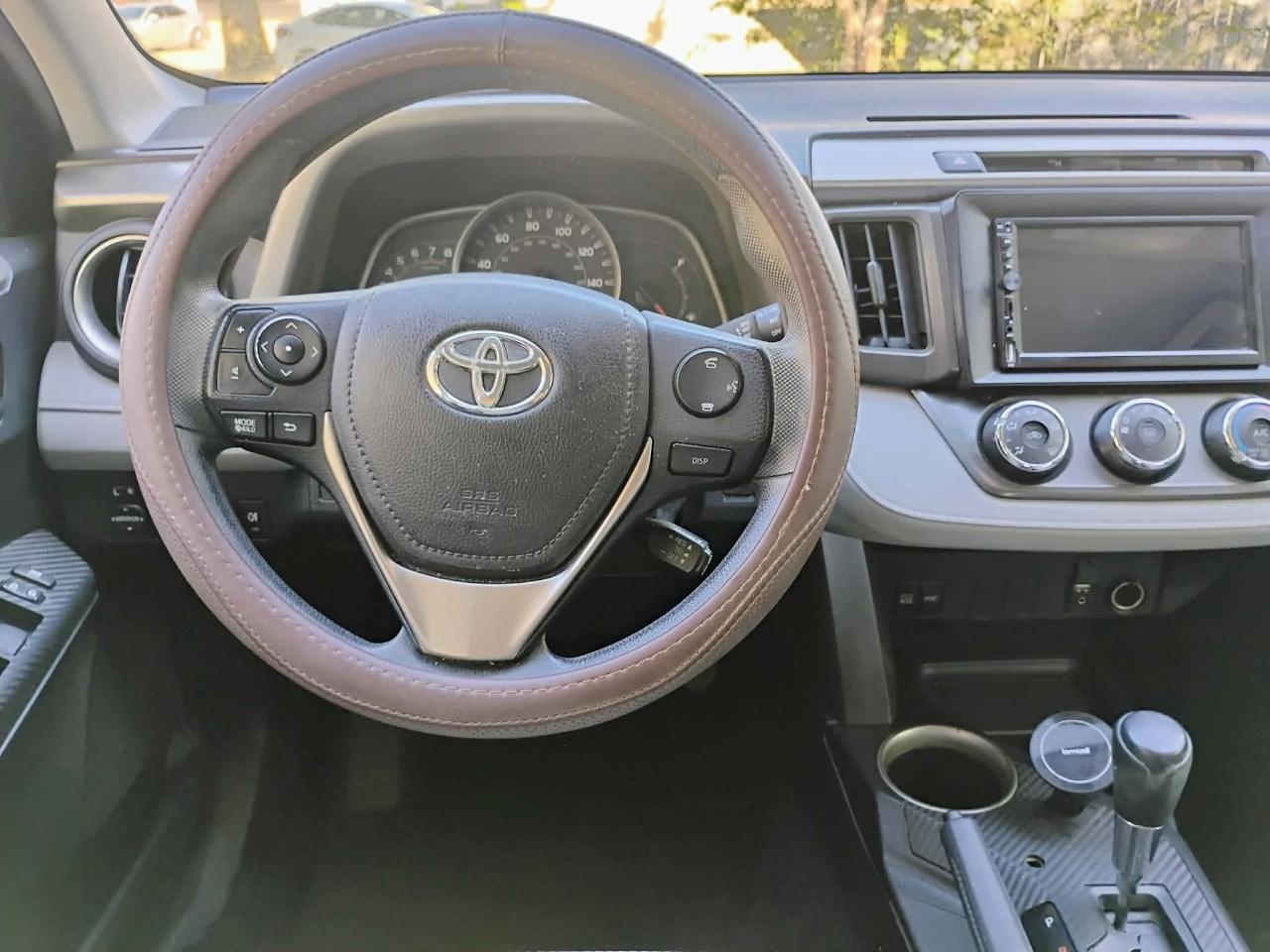 Toyota RAV4 FWD 4dr LE (Natl) 2014