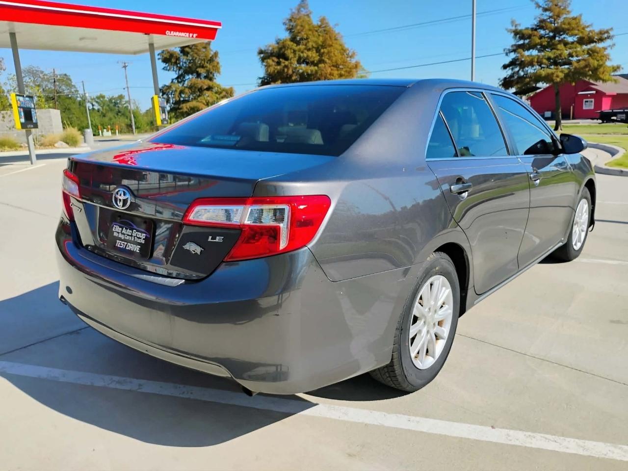 Toyota Camry 4dr Sdn I4 Auto SE Sport Limited Edition (Natl) 2012