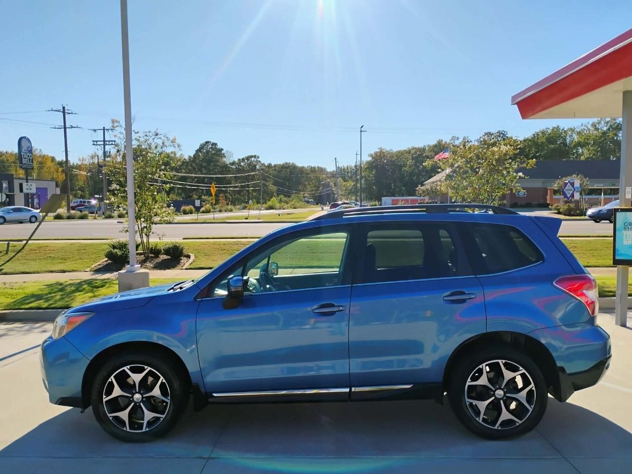 Subaru Forester 4dr CVT 2.0XT Touring 2015