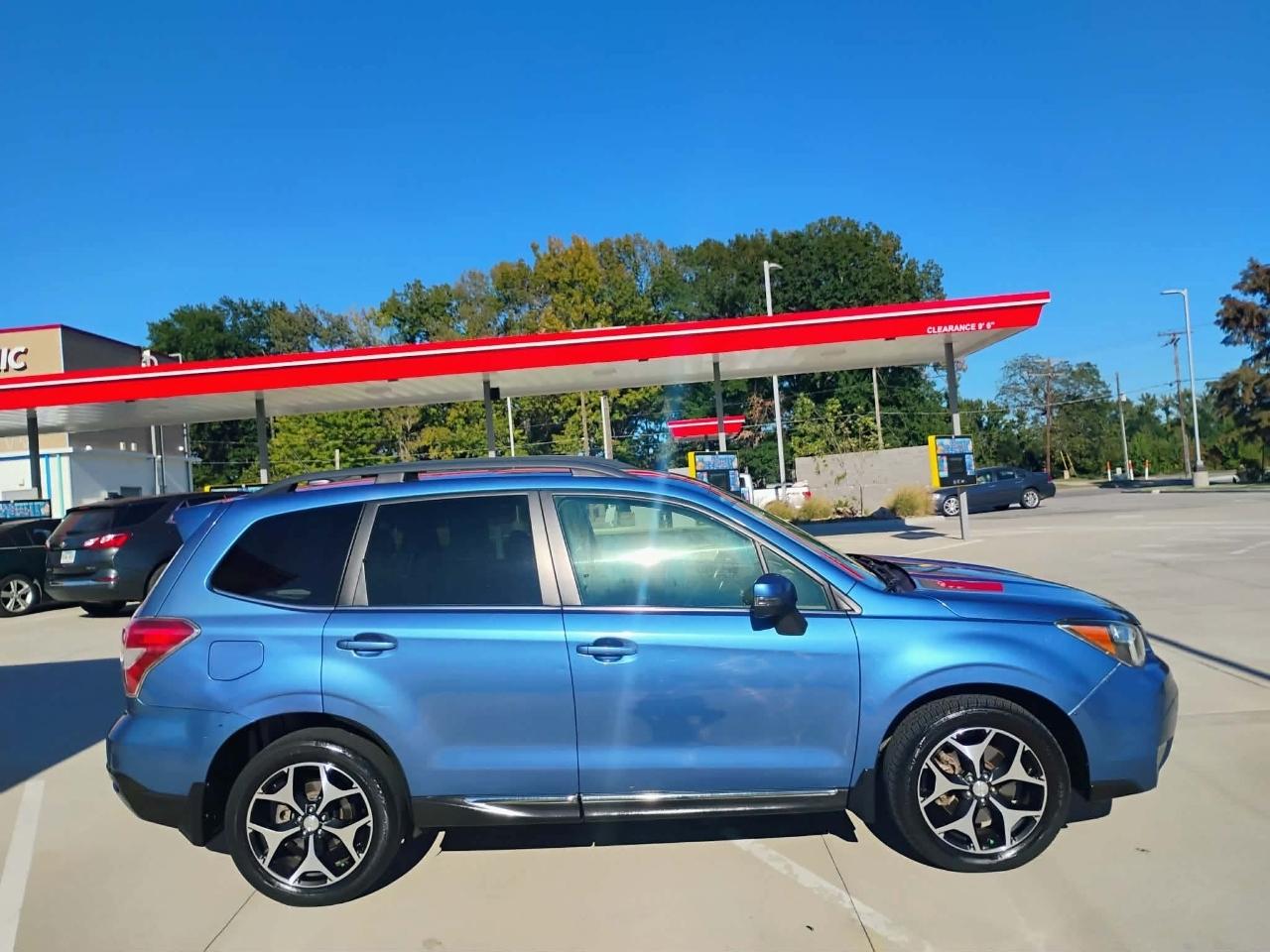 Subaru Forester 4dr CVT 2.0XT Touring 2015