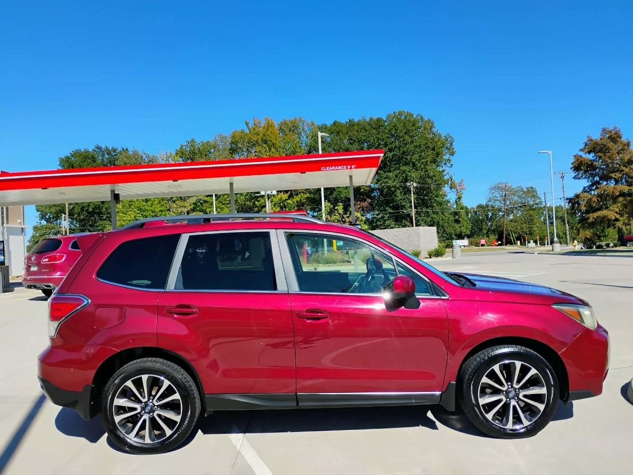 Subaru Forester 2.0XT Premium CVT 2017