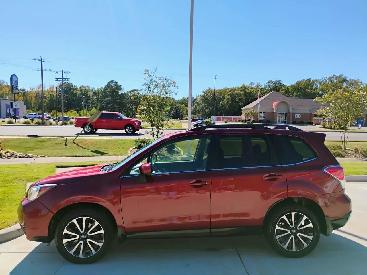 Subaru Forester 2.0XT Premium CVT 2017