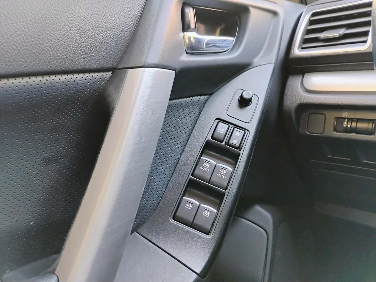 Subaru Forester 2.0XT Premium CVT 2017